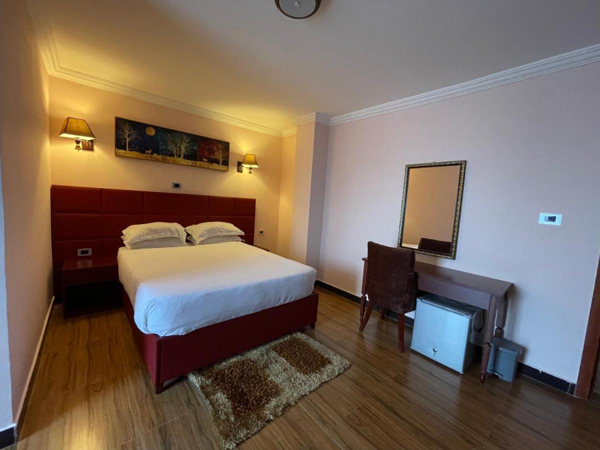 Moonlight Hotel Addis Ababa Eksteriør billede